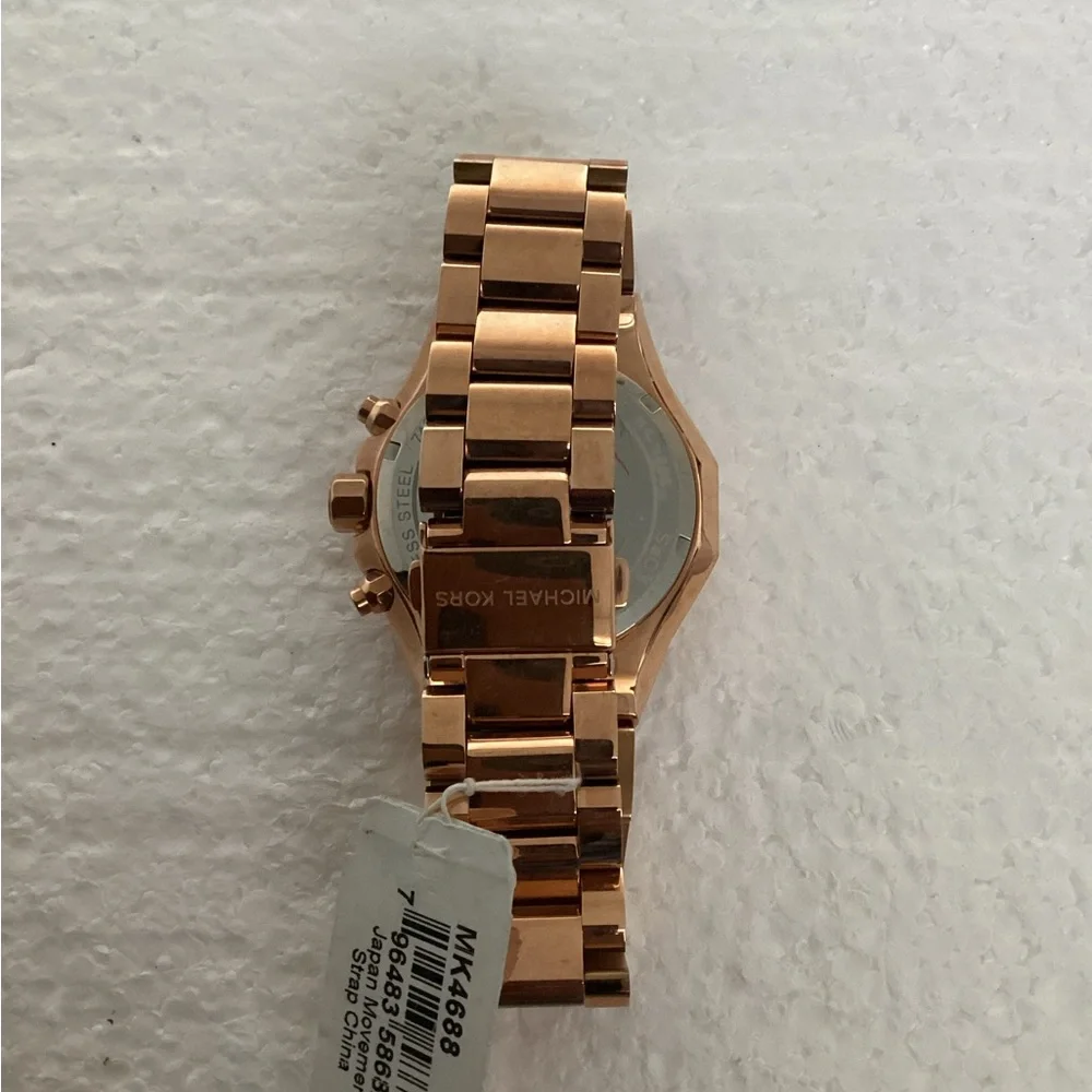 Michael Kors chic modern